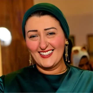 Amira Aldahab Biography: TikTok, Age, Career, Net Worth, Instagram, Children - Biography