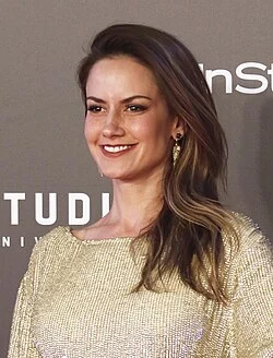Altair Jarabo Biography: Height, Age, Husband, Net Worth, Family - Biography
