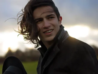 Aramis Knight Biography