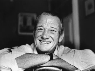 Denholm Elliott Biography