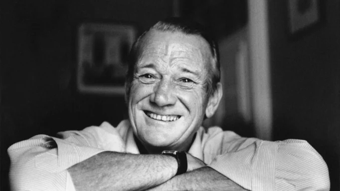 Denholm Elliott Biography