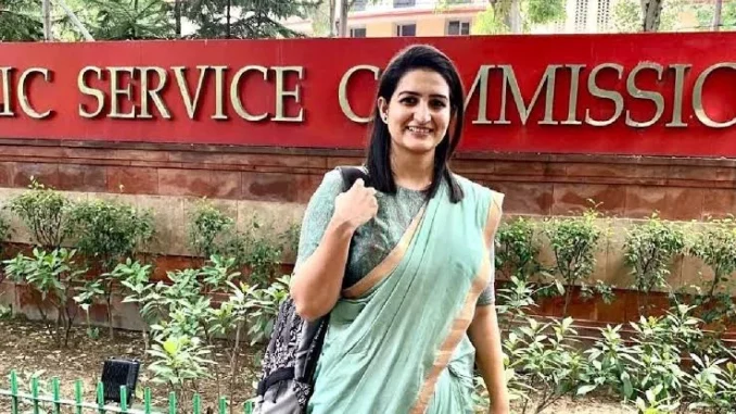 Ishita Rathi IAS biography