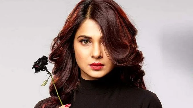 Jennifer Winget Biography