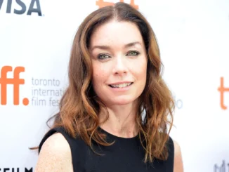 Julianne Nicholson Biography