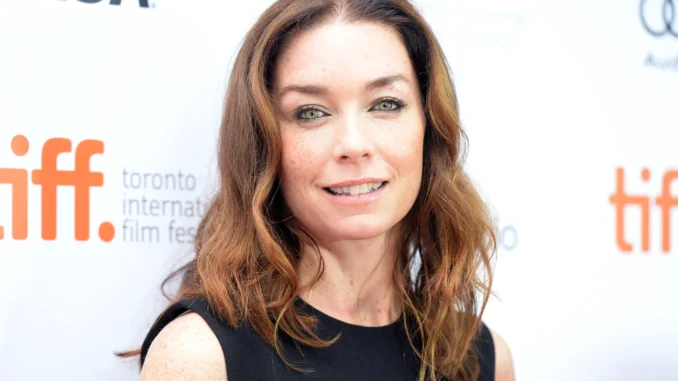 Julianne Nicholson Biography