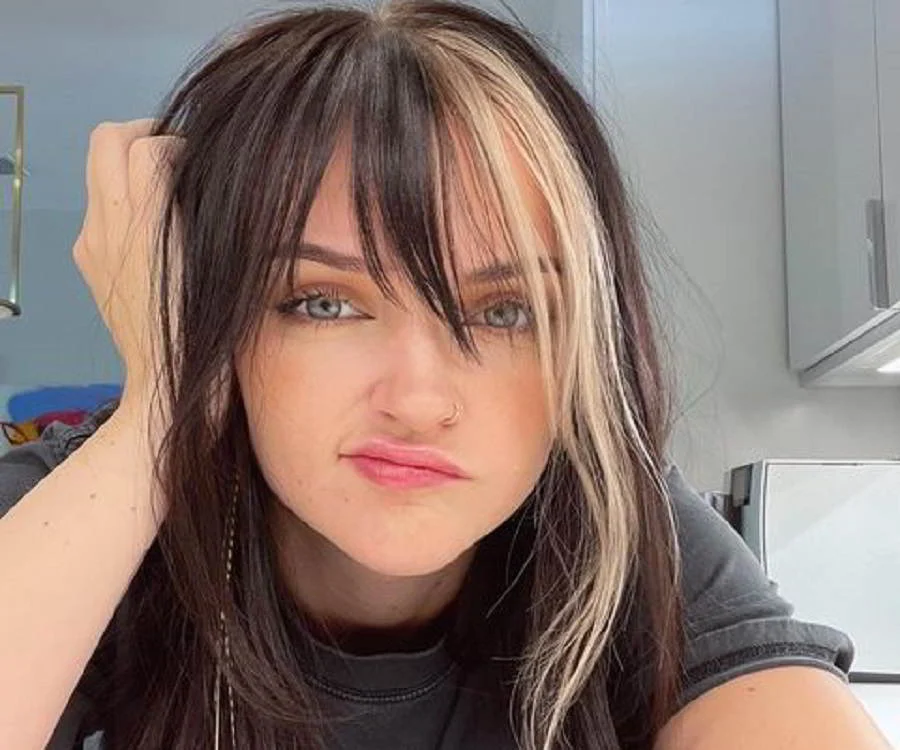 PeachJars Biography: Real Name, Age, Twitch, Net Worth, Boyfriend - Biography
