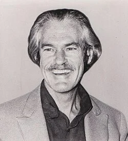 Timothy Leary Biography: Cause Of Death, Age, Wikipedia, Books, Family - Biography