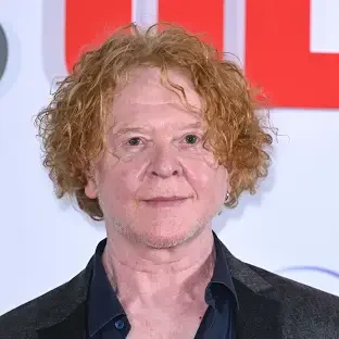 Mick Hucknall Biography: Parents, Age, Wife, Net Worth, Children - Biography