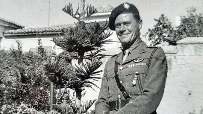 peter weaver sas biography